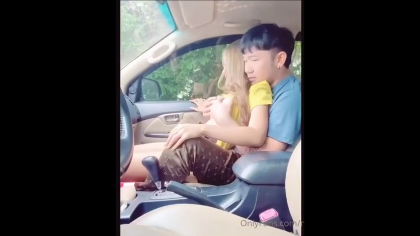 th-871-natchalabibi2929-คลิปหลุดonlyfan-น้องณัทชาสก๊อยนมใหญ่เย็ดคู่ขากันบนรถเลยเงี่ยนทนไม่ไหวแวะข้างทางแล้วเจอจกหีเงี่ยนๆ-หันมานั่งควยร่อนบดเสียงหลงแล้วสลับโดนเย็ดตอกน้ำว่าวกามแตกคาหี