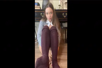 kate-kuray-schoolgirl-porn18+--สาวฝรั่งโชว์ช่วยตัวเอง-คาชุดนักเรียน-ขย่มควยปลอม-เสียวมาก