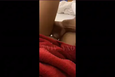 คลิปหลุดไทย-เย็ดสาวสักลาย-เล่นท่าหมา-จับกดนอนหงาย-บีบคอแล้วซอยหีเย็ดแรงเย็ดมันส์-น้องร้องครางลั่น