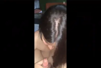 คลิปหลุดมาใหม่-vk-สาวอวบทางบ้านโดนเย็ดหี-เอาปากบ๊วบควยโม๊คสดจนน้ำลายเยิ้ม-นมเต้าใหญ่จัดกระแทกเย็ดยับจนนมสะเทือน-สลับเอาควยยัดร่องนมซอยเสียวจนน้ำกระฉูดเต็มนม