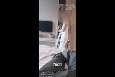 คลิปโป๊ใหม่-yourskin33-พี่ยูเย็ดหีสาวอวบเสียวจนเยี่ยวแตก-xxx-นัดเย็ดเอฟซีหุ่นอวบ-โดนพี่ยูสอนเสียวนั่งโม๊คควยก่อนเย็ด-ไปนอนถ่างหีให้พี่ยูจับซอยควยพร้อมเขี่ยเม็ดหีไปด้วย-จนน้องทนเสียวหีไม่ไหวน้ำหีพุ่งแตกเต็มเตียง