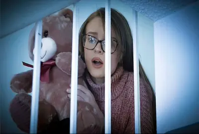 familystrokes---แม่เลี้ยงและพ่อเลี้ยงลามกเปิดโปงลูกเลี้ยงสาวซุกซนของ-jessae-rosae's-sex-secret